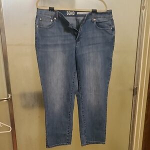 Soho Women's Classic Blue Ankle Jeans